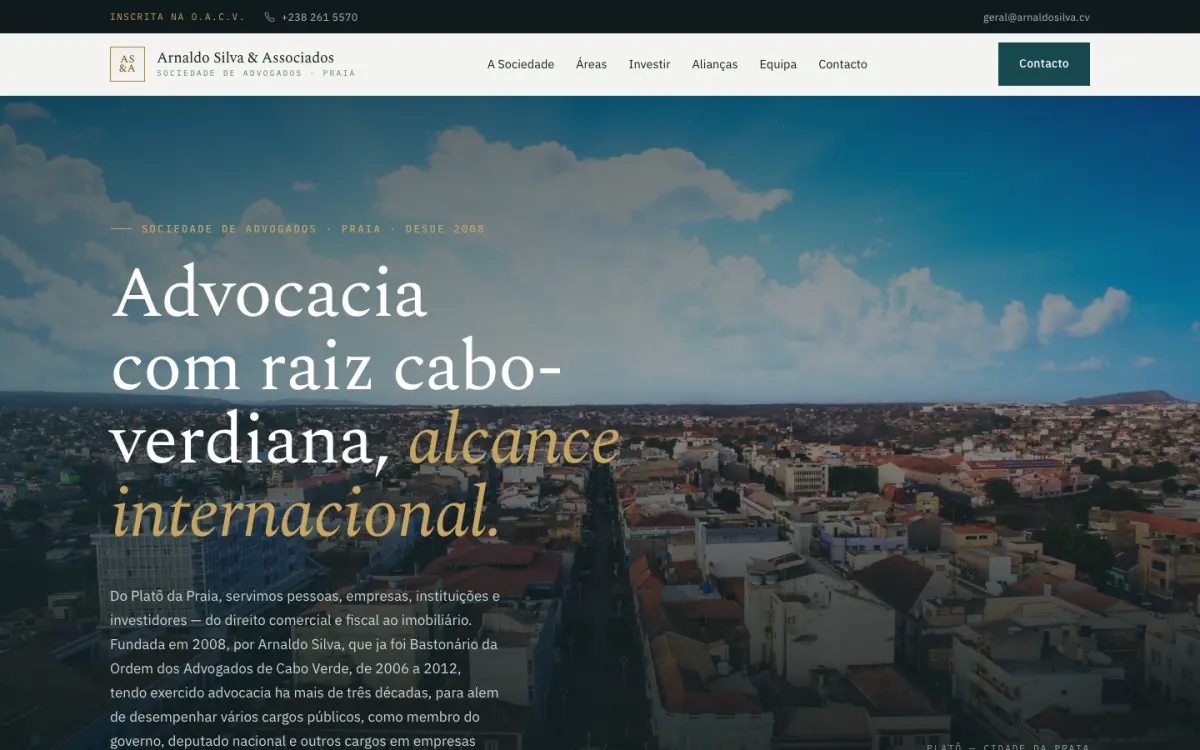 Website de Arnaldo Silva & Associados criado pela Atum Fresku.